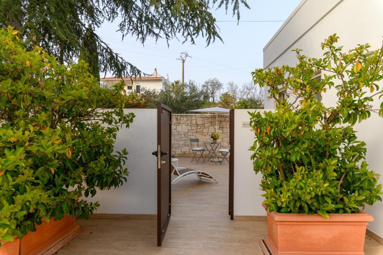 suite carrubo Ostuni Exterior foto