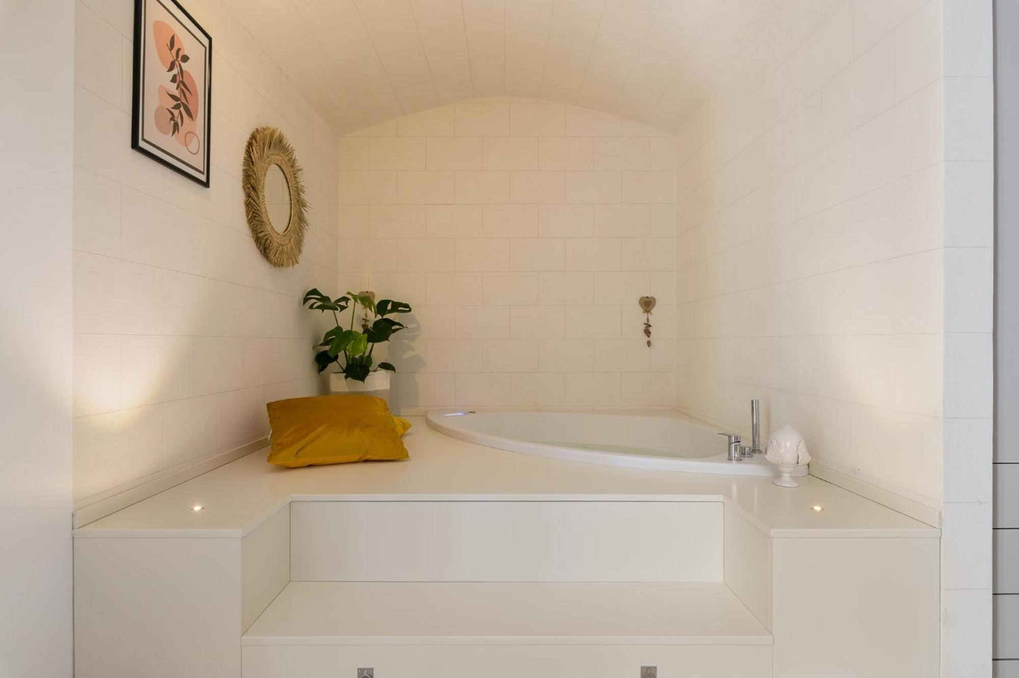 suite carrubo Ostuni Exterior foto