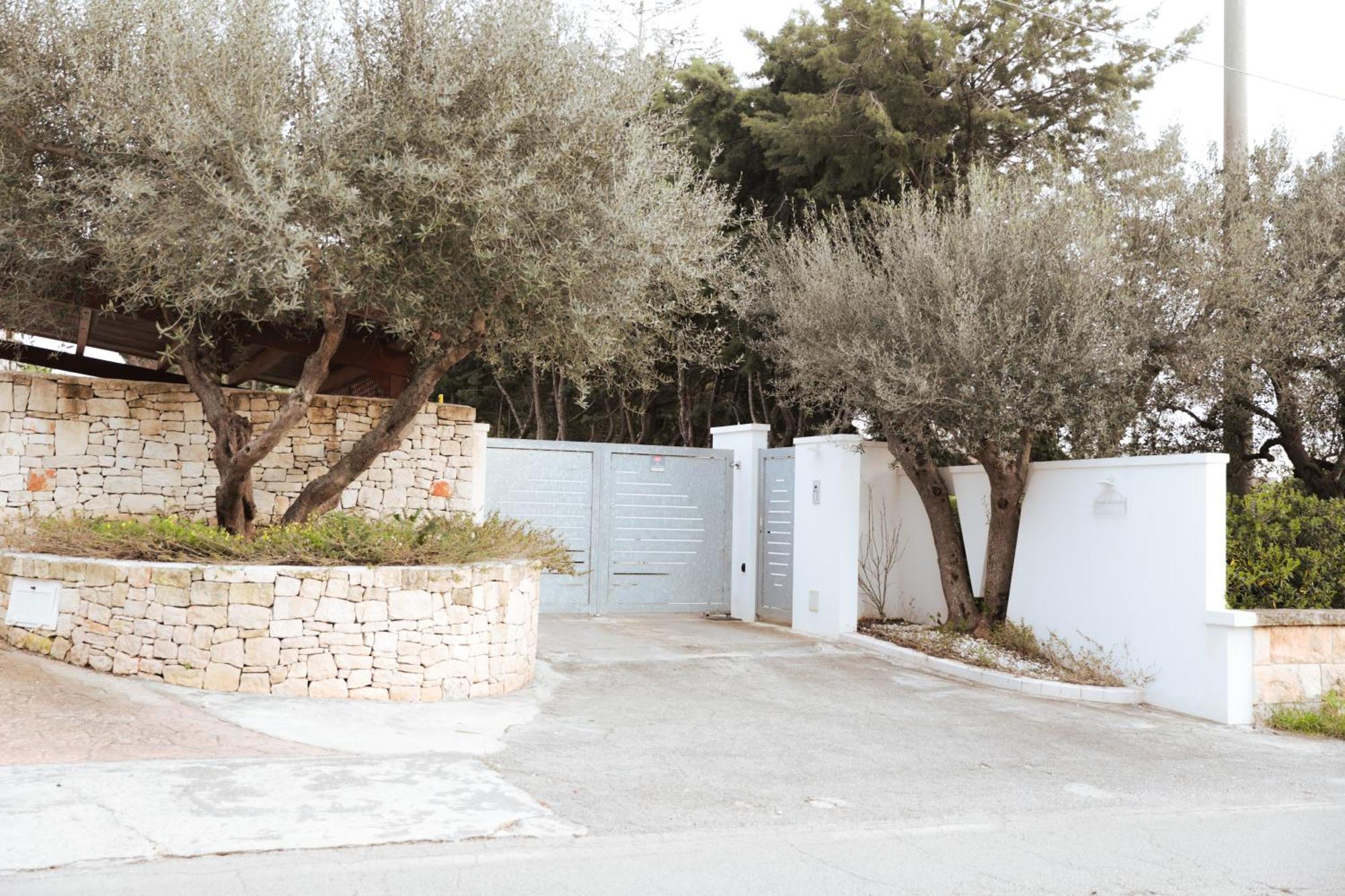 suite carrubo Ostuni Exterior foto